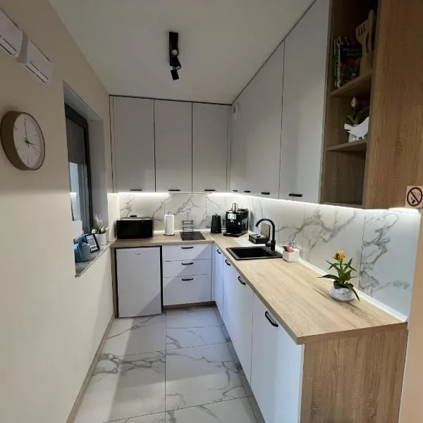 Przystanek na Rajskiej, hotel a Breslavia