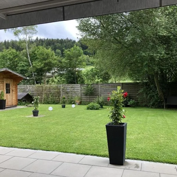 Viesnīca FeWo Neukirchen pilsētā Neukirchen am Teisenberg
