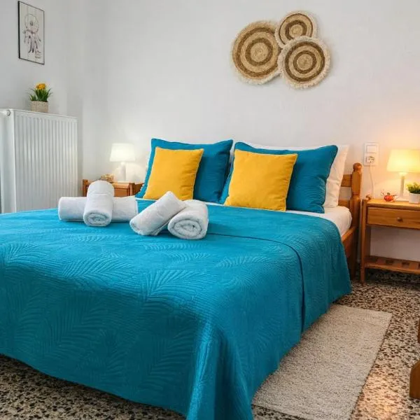 Skiathos home with the best view, hôtel à Skiathos Chora