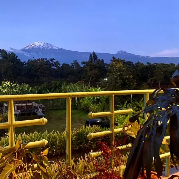 Mount Kilimanjaro 360 view Cottage, hotell i Uru