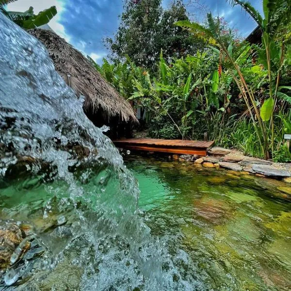 Buddy's Hostel & Pousada Alto Paraiso – hotel w mieście Alto Paraíso de Goiás