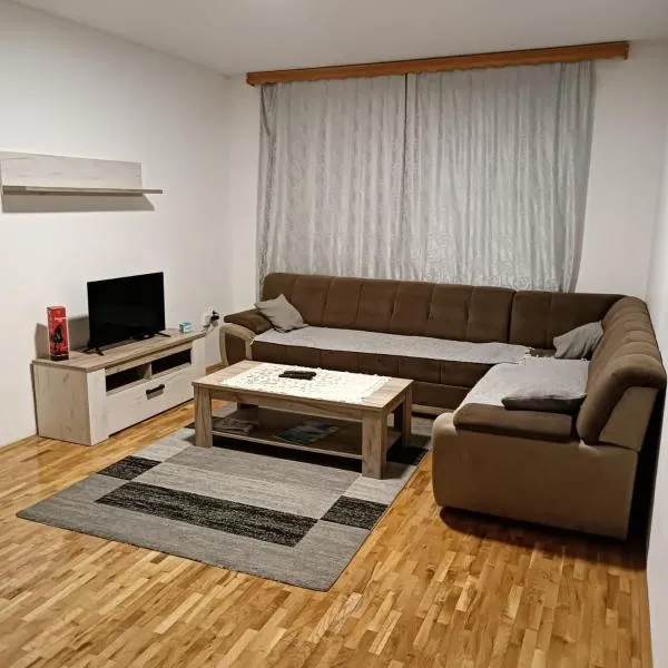Stan na dan Foča, Hotel in Foča