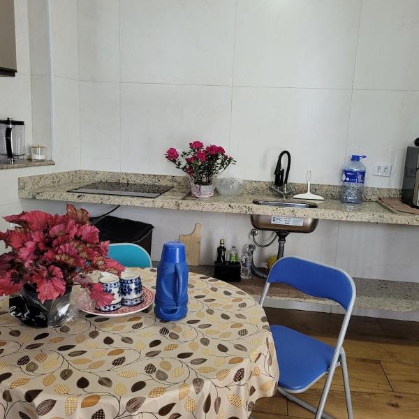 Casa no centro de Ubatuba com adaptações para idosos e PCD