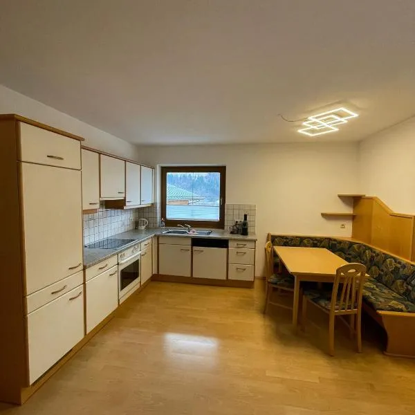 Appartement für 4 Personen in ruhiger Lage in St Johann im Pongau, hotel en Sankt Johann im Pongau