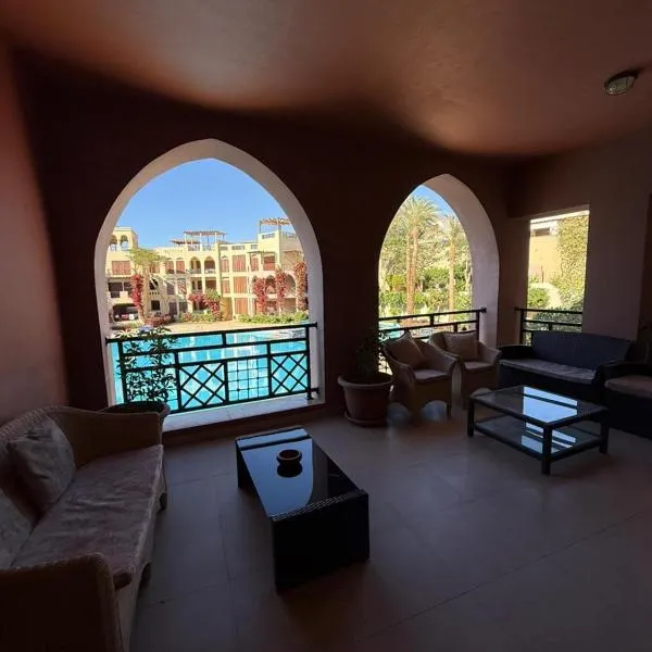 Lovely first floor tow bed rooms overviewing circular pool for families only in Talabay Aqaba, hotel in Aqaba