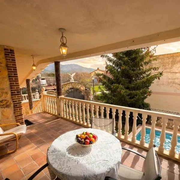Casa El Pedernal, hotelli kohteessa Basardilla