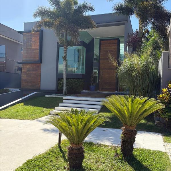 Casa inteira em Riviera de São Lourenço - Modulo 24 - 5 Quartos