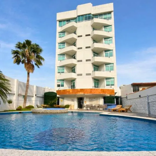 Angeles Suites & Hotel、ベラクルスのホテル