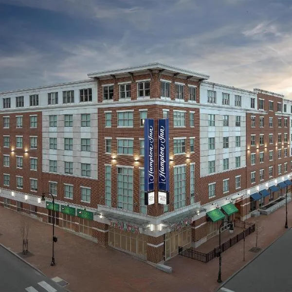 Hampton Inn Portland Downtown Waterfront, ξενοδοχείο στο Πόρτλαντ