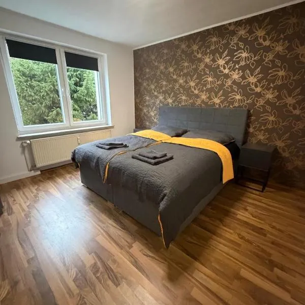 Home4You Hamburg-Neugraben EG, hotel in Hamburg