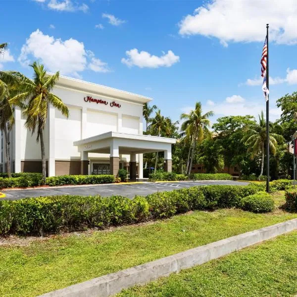 Hampton Inn Naples-Central, hotel in Naples