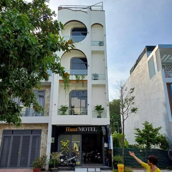 Hana motel, מלון בẤp Long Kiên I