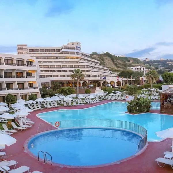 Sol Cosmopolitan Rhodes，依克希亞的飯店