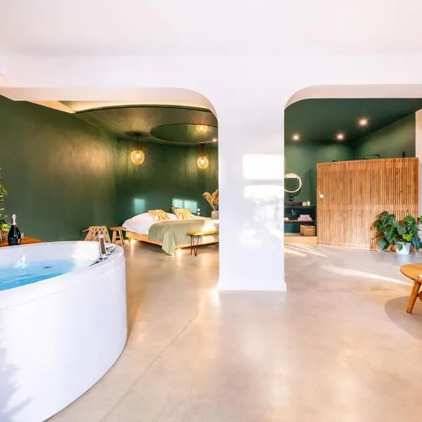 ÉROS - Loft entier avec Balnéo & Rétroprojecteur, hótel í Nyons