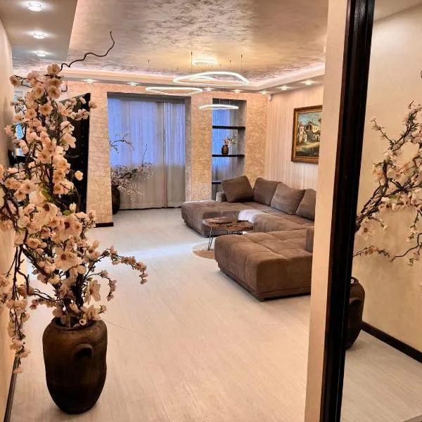 Модерен Оазис в Морската градина, hotel sa Varna City