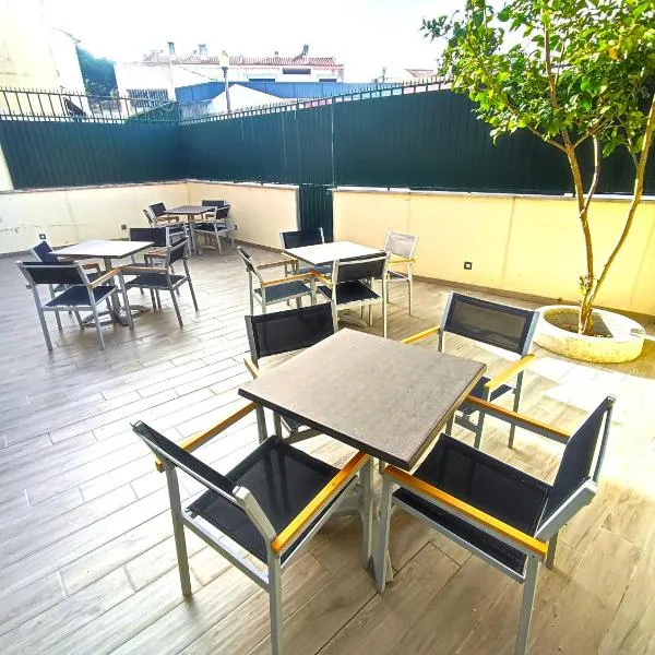 Lisbon Airport GuestHouse GAL Olivais Conforto, Terraço e Localização Premium nos Olivais, hotel di Lisbon