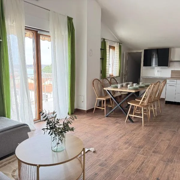 OLIVETTA Apartments & Rooms、フンタナのホテル