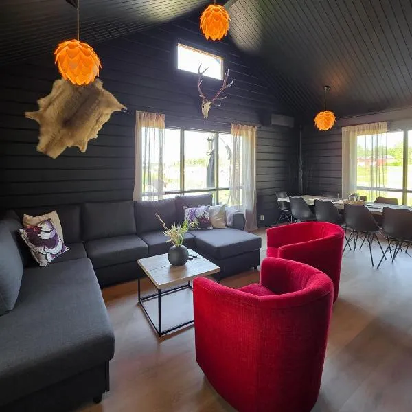 Pappilan Kartano sauna lodge, hotel u gradu 'Simo'