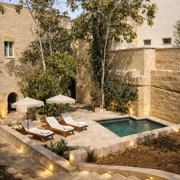 CAVA Urban Relais & Pool, viešbutis Lečėje