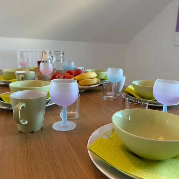 Grüne Oase stadtnah mit Balkon，伊勒蒂森的飯店