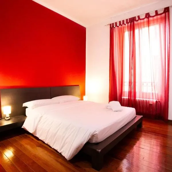 Smart Stay in Luino center, hótel í Luino