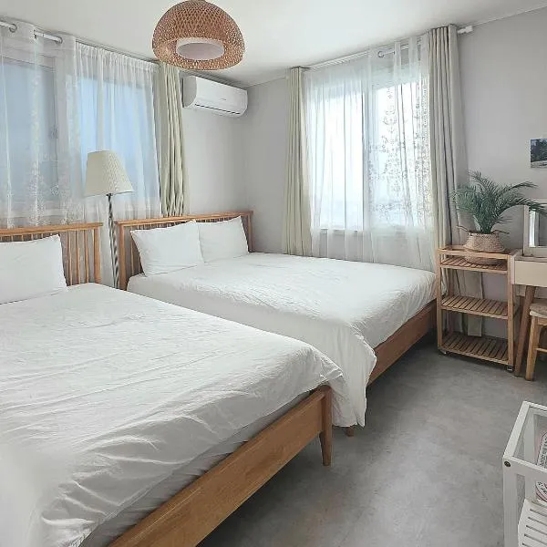 Large 3BR Apartment for Groups11 Guests, hotelli Soulissa