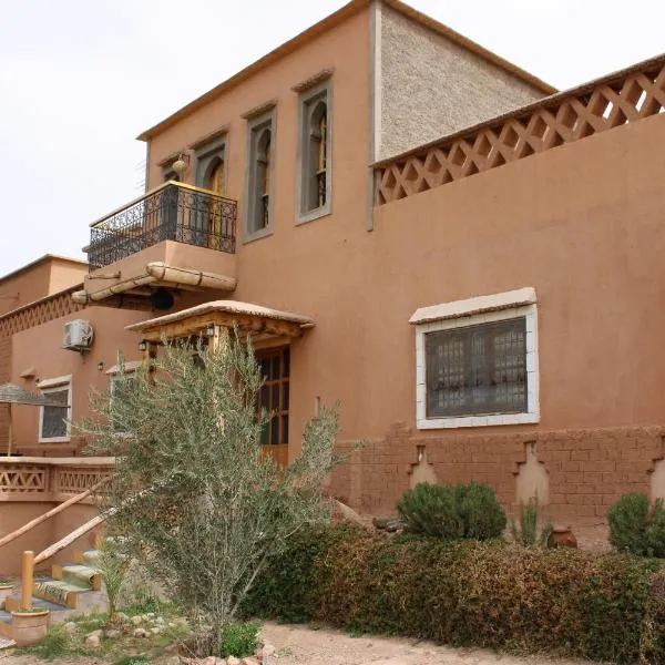 Dar Mezyana Dades, Hotel in Aït Idaïr