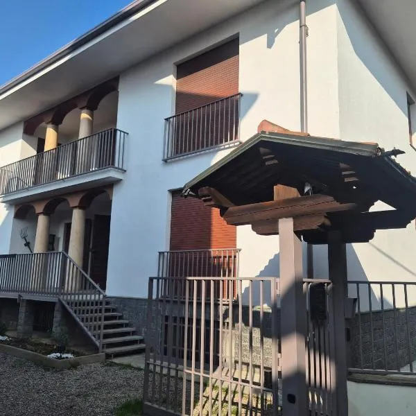 Villa Cantalupo 1, hotell sihtkohas Sillavengo