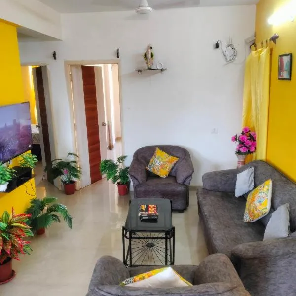Saffron Modern 2 BHK ac villa, hótel í Varca