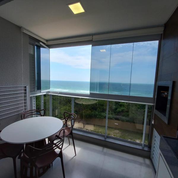 Apartamento frente mar Praia Grande