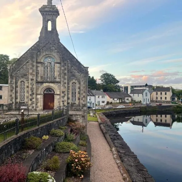 Riverside House, hotel in Donegal