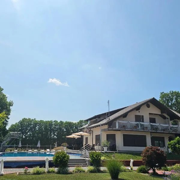 Stevin ranc, hotel a Bosanska Dubica