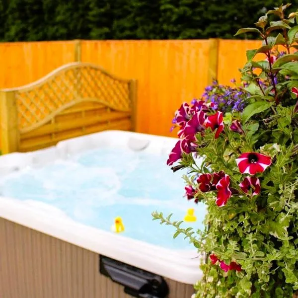 Beech Tree Park Cottages, hotel in Hatfield