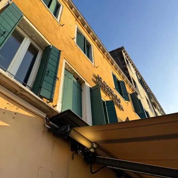 Experience Hotel Antico Capon, hotel a Venècia
