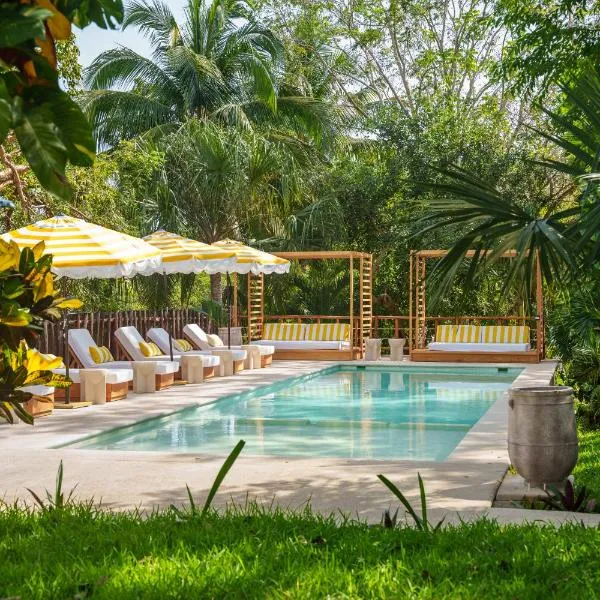 Mikasa Bacalar Hotel Boutique, Lagoon Front, hotel Bacalarban
