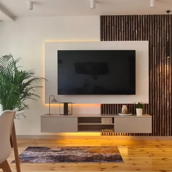 TARNO Lake Apartment: Tarnobrzeg şehrinde bir otel