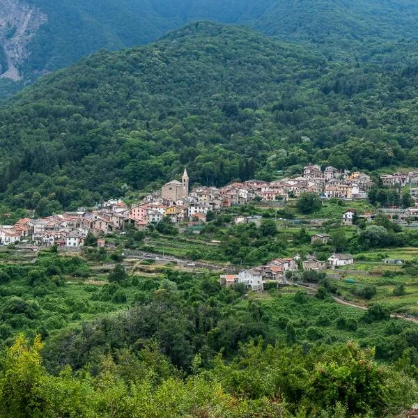 Rifugio Ca' da Cardella - Tra mare e montagne, hotel en Mendatica