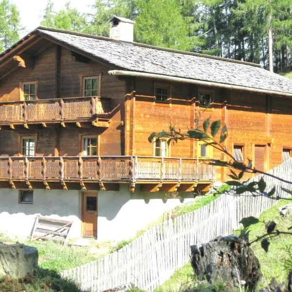 Almhütte Adlerhorst, hotel v destinaci Heiligenblut