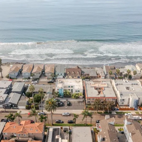 Steps to Beach & Close to Restaurants and Shops, hotel i Oceanside