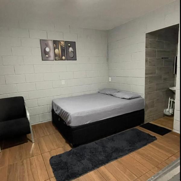 Quarto Para Dormir Próximo do Aeroporto Gru POUSO RÁPIDO - Foto 2