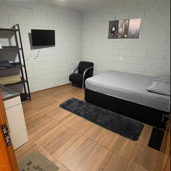 Quarto Para Dormir Próximo do Aeroporto Gru POUSO RÁPIDO