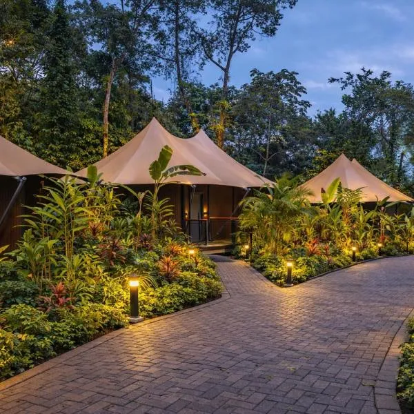 Tifakara by the Waterfall, hotelli kohteessa Fortuna