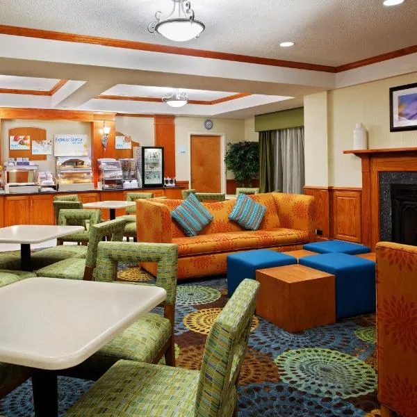 Holiday Inn Express Richmond-Brandermill-Hull Street by IHG, hotell i Brandermill