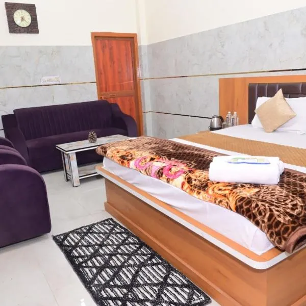 Paramjyoti Home Stay Near Ram Mandir ayodhya, hotel u gradu Ayodhya