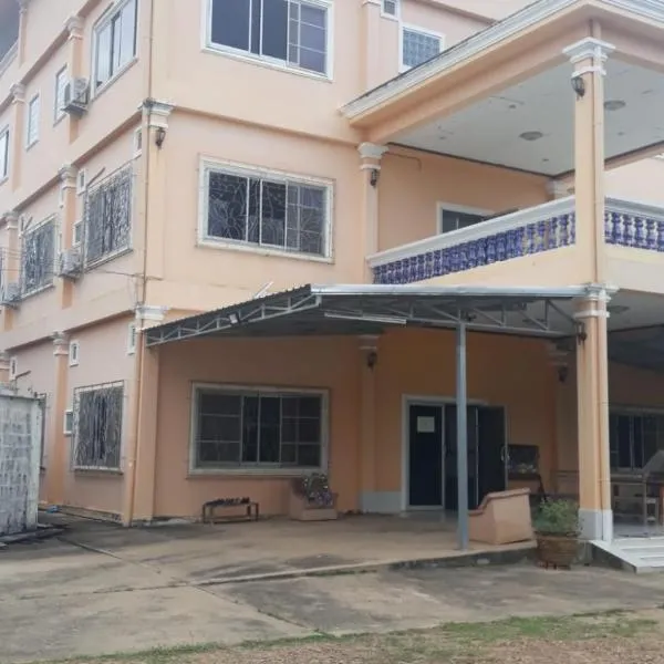 Relysenior Joli Guesthouse, Hotel in Savannakhet