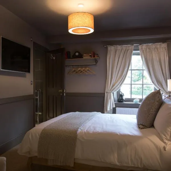 The Lion Hotel - Pub & Restaurant, hotel v destinaci Wimborne Minster