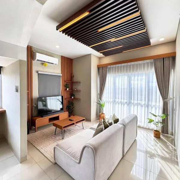 Penthouse Loft 2 Lantai at LRT City Sentul, 2BR, 120m2, hotel v mestu Kedungmanggu