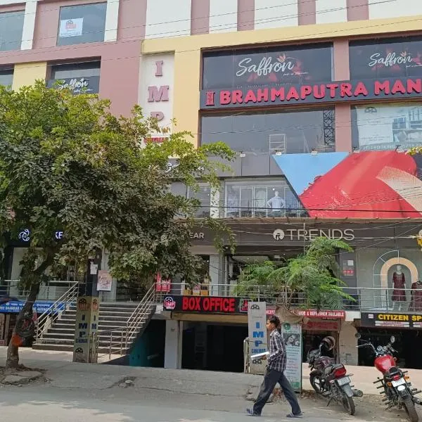 Brahmaputra Manor, מלון בTezpur