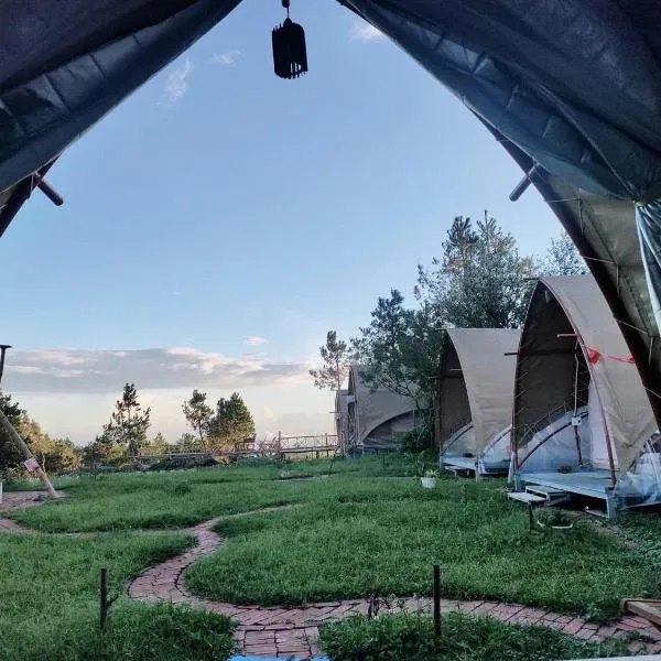 Bắc Yên에 위치한 호텔 Bamboo Glamping Tà Xùa