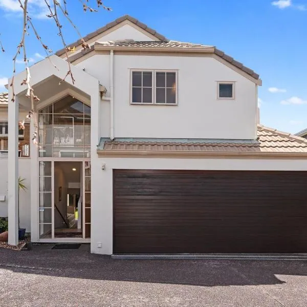 The Milford Garden House, hótel í Auckland